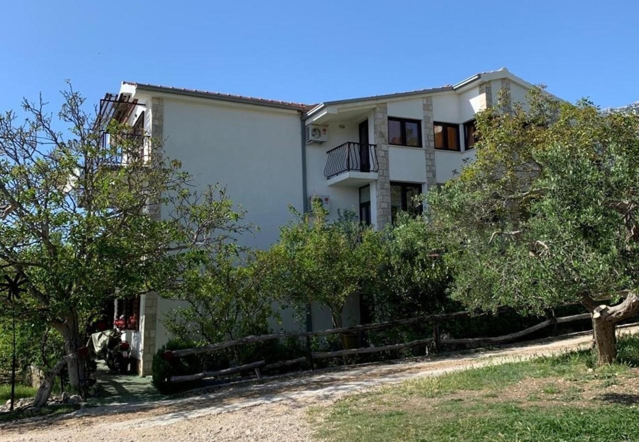 Apartments Antisa - With Playground Tučepi Exteriér fotografie